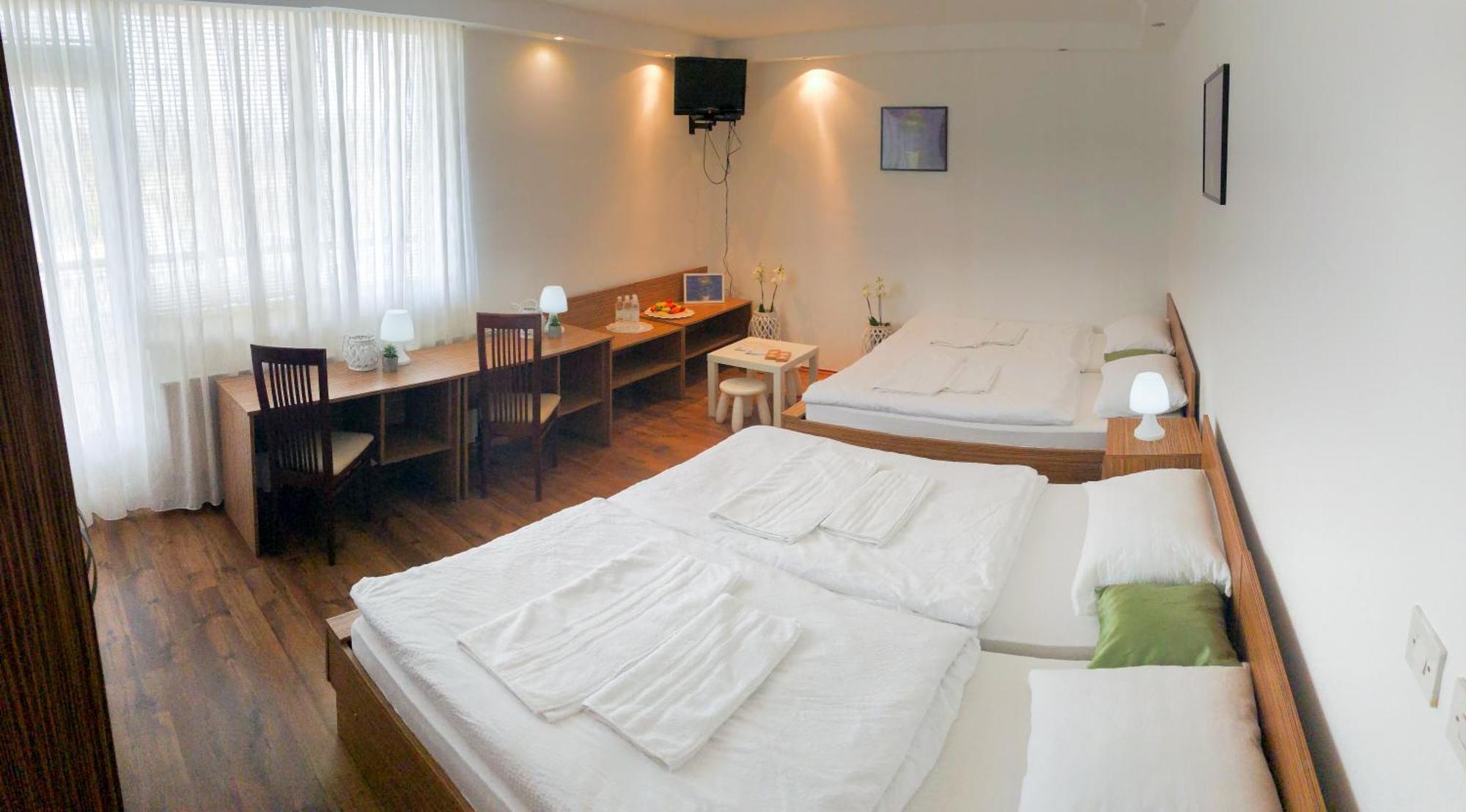Restavracija In Prenocisca Carda Hotel Martjanci Bagian luar foto